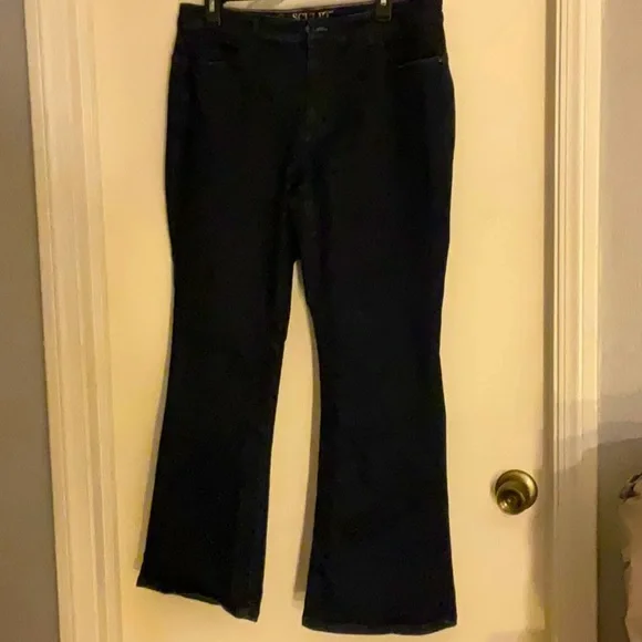 G by Giuliana Jeans Gsculpt G By Giuliana 45 Boot Pacific Wash - Main Image